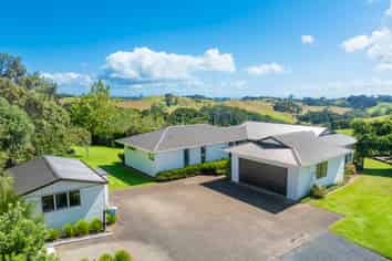 1124 Awhitu Road, Waiuku
