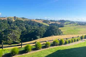 1124 Awhitu Road, Waiuku