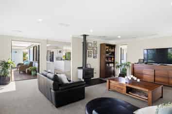 1124 Awhitu Road, Waiuku