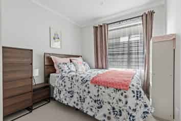 1/33 Nugget Avenue, Hobsonville