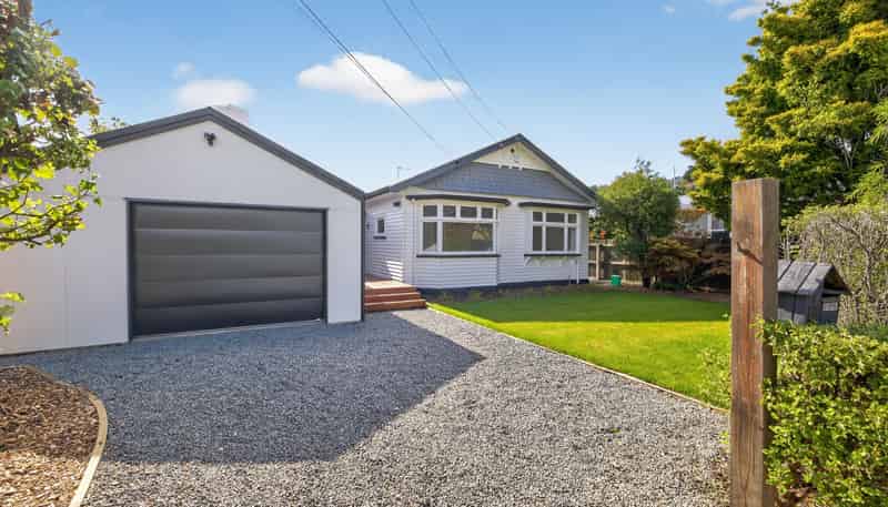 13 Kowhai Terrace, Saint Martins