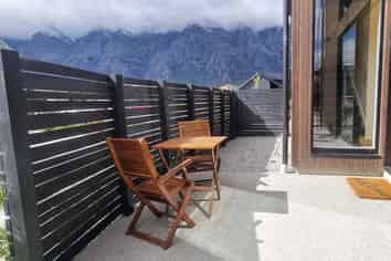 1 Curvey Court, Queenstown