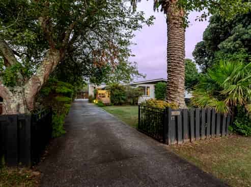 57 Donovan Road, Paraparaumu Beach