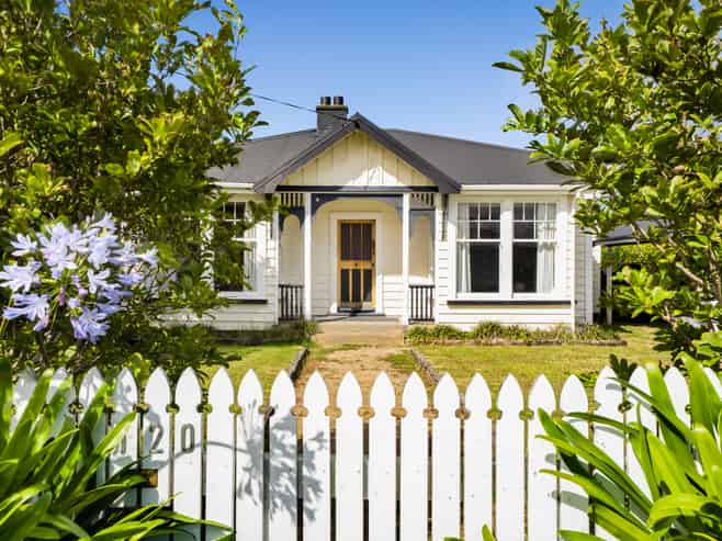 120 Manawapou Road, Hawera