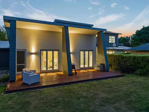 62 Glen Oaks Drive, Northwood