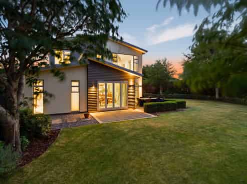 62 Glen Oaks Drive, Northwood