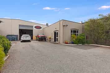 '2 in 1' Deal for an Owner Occupier or Investor