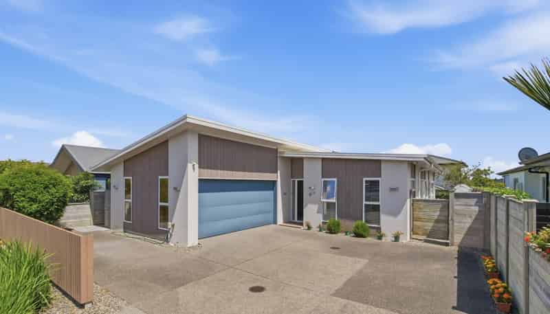 24 Coast Boulevard, Papamoa