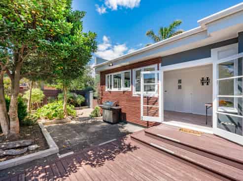 3 Moa Road, Raumati Beach