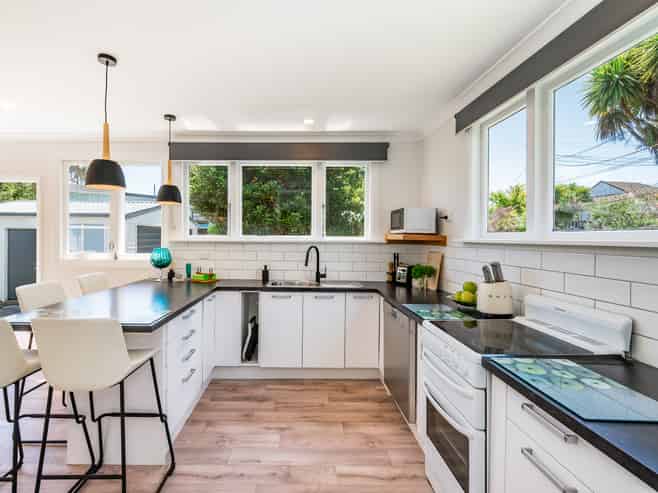 3 Moa Road, Raumati Beach