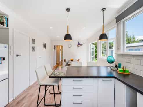 3 Moa Road, Raumati Beach