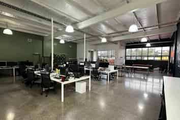 Versatile Office Opportunity