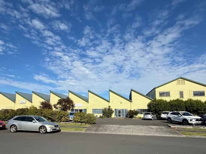 Versatile Office Space