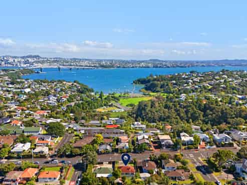 81 Onewa Road, Northcote