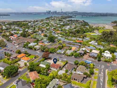 81 Onewa Road, Northcote