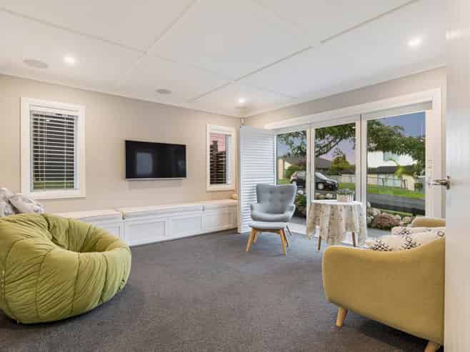 16 Steamer Road, Millwater