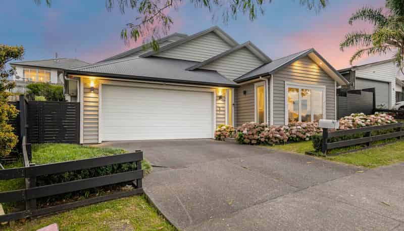 16 Steamer Road, Millwater