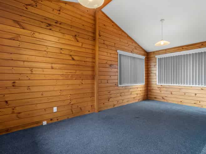 80 and 80A Eugenia Rise, Totara Heights