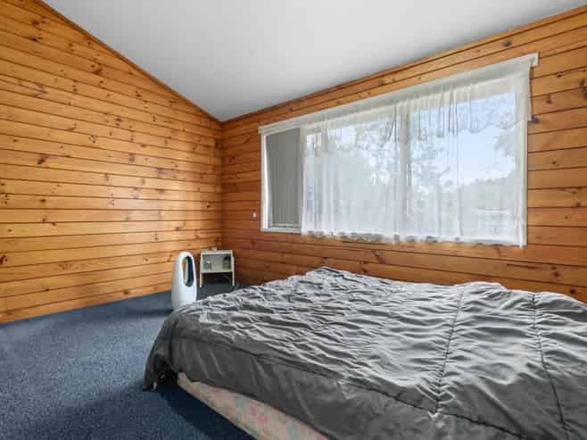 80 and 80A Eugenia Rise, Totara Heights