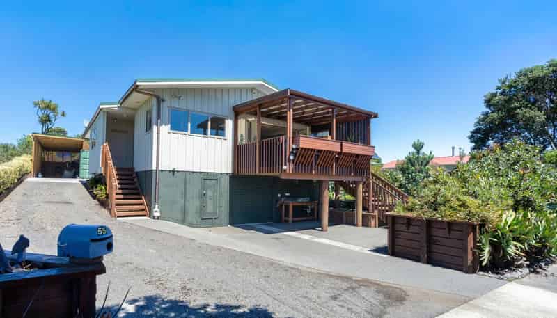 55 Toi Street, Otaki Beach