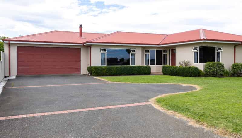 28 Meeanee Quay, Westshore