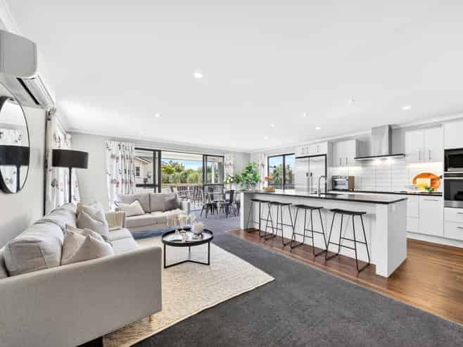 3 Redwood Lane, Martinborough