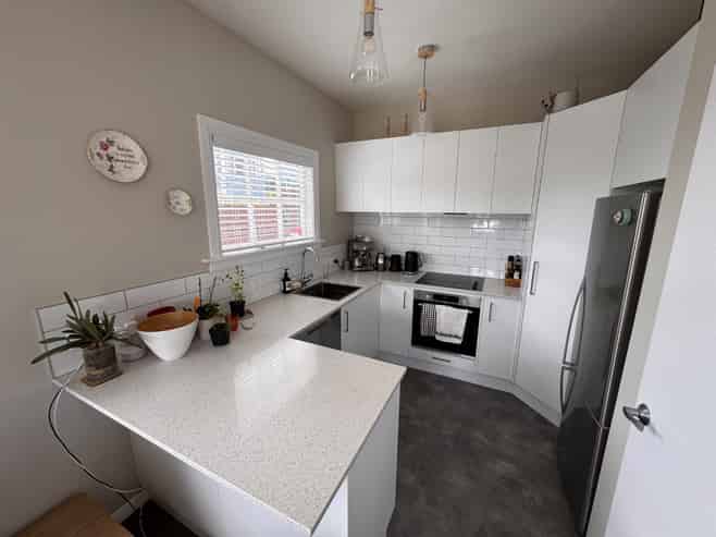 2a Dawson Street, Berhampore