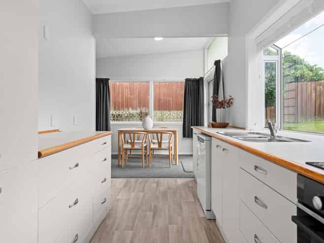 363 Cobham Drive, Hillcrest