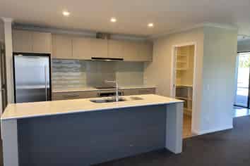 6 Cupola Crescent, Richmond