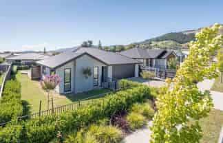 6 Cupola Crescent, Richmond