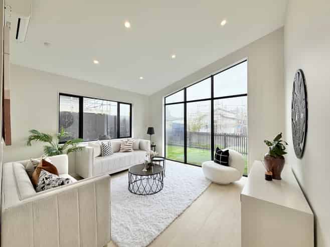 377 Te Taruna Drive, Milldale