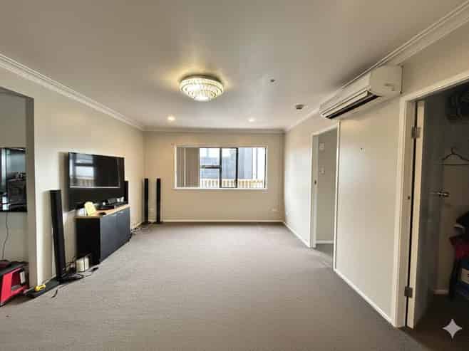 183 White Swan Road, Mount Roskill