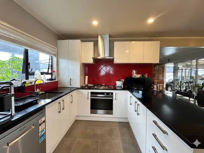 183 White Swan Road, Mount Roskill