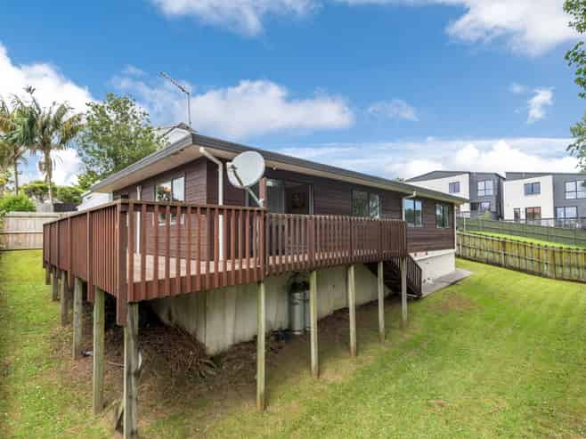 2/18 Altair Place, Windsor Park