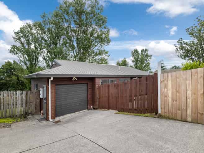 2/18 Altair Place, Windsor Park