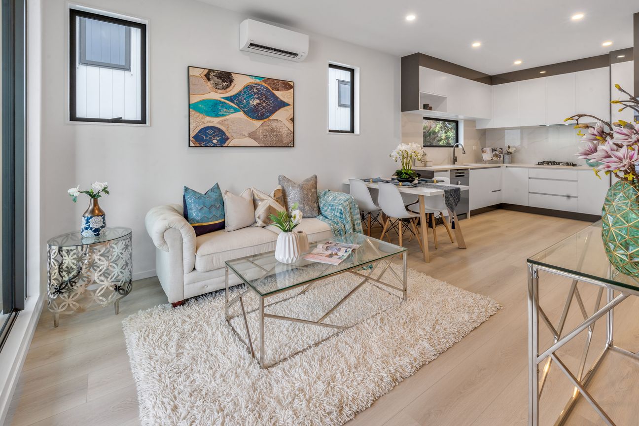 Modern Living on Great South Road - Widok 2
