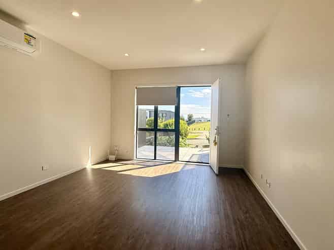 33 Canna Street, Flat Bush