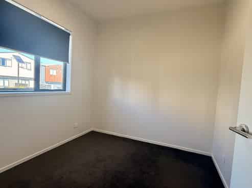 33 Canna Street, Flat Bush