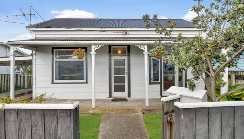 7 Lowther Street, Whanganui Central