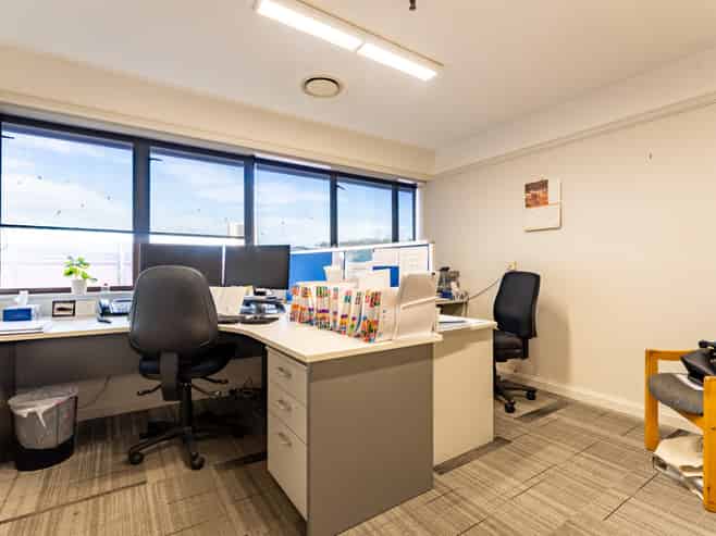 Well presented first floor office suite