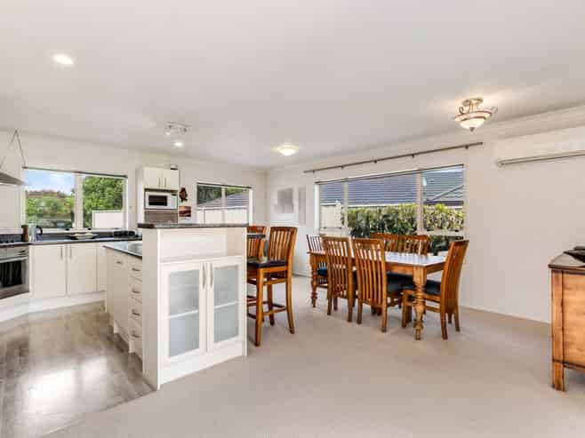 31 Les Fisher Place, Pukekohe