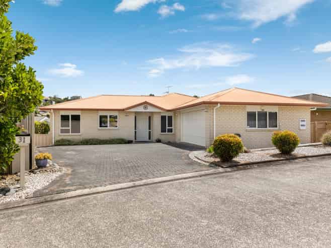 31 Les Fisher Place, Pukekohe