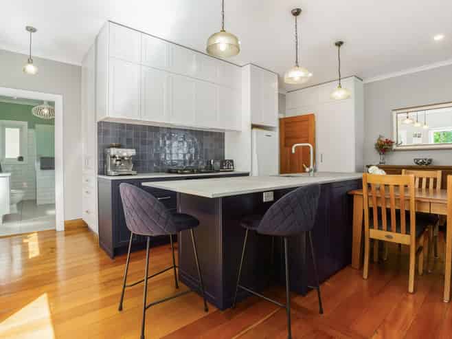 32 Handyside Street, Tawa