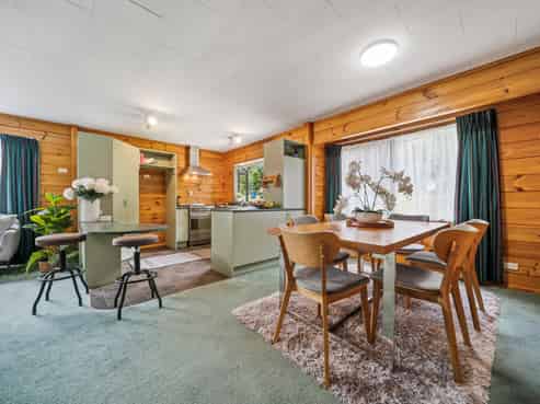 126 Laingholm Drive, Laingholm