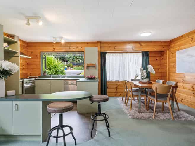 126 Laingholm Drive, Laingholm