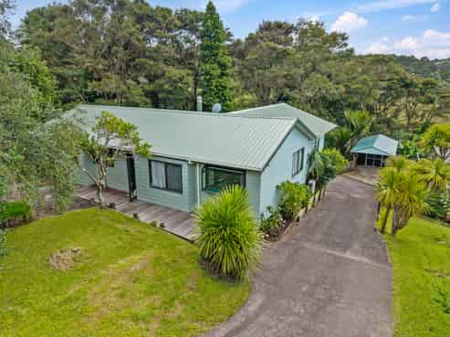 126 Laingholm Drive, Laingholm