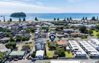 42 May Street, Mount Maunganui