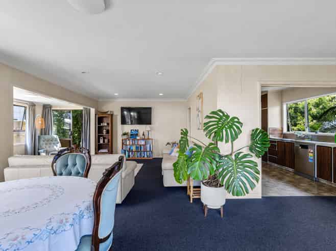 42 May Street, Mount Maunganui