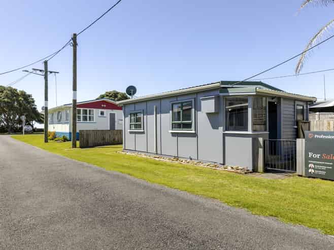 59 Fifth Avenue, Urenui