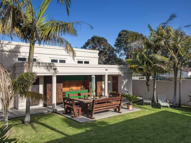 152 Ocean Road, Ohope